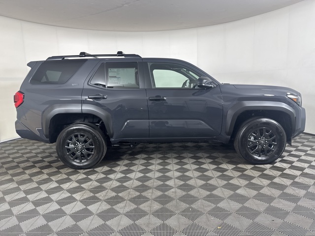2025 Toyota 4Runner SR5 photo 2