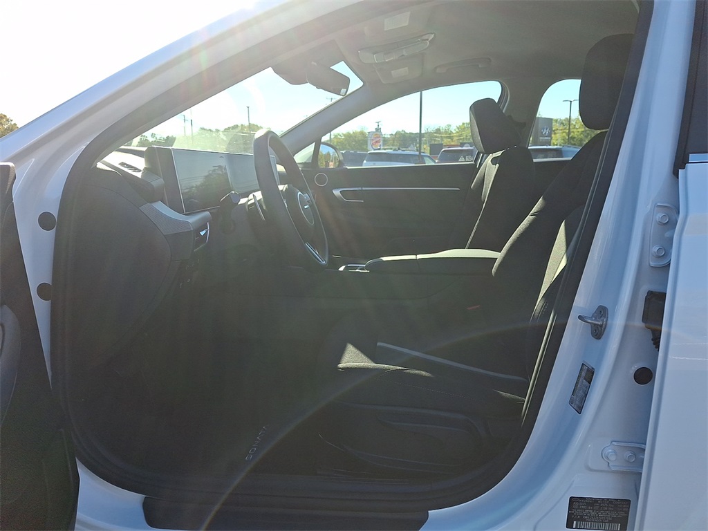 new 2026 Hyundai Sonata Hybrid car, priced at $30,778