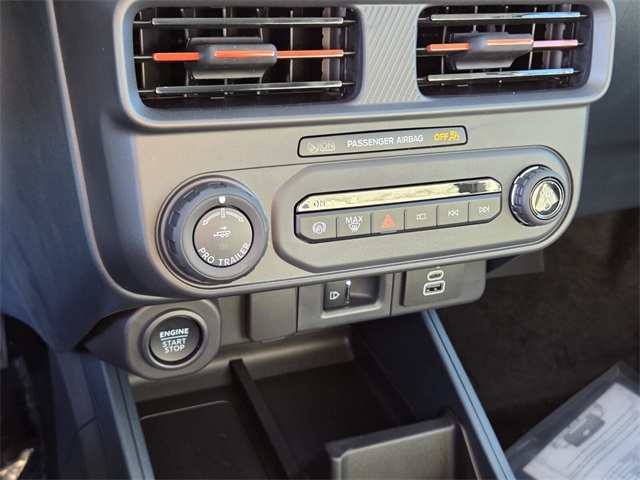 New 2026 Ford Maverick Lariat 4D Crew Cab