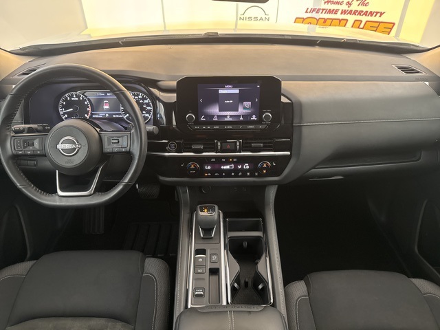 2022 Pearl White Tricoat Nissan Pathfinder SV FWD SUV