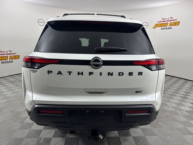 2022 Pearl White Tricoat Nissan Pathfinder SV FWD SUV