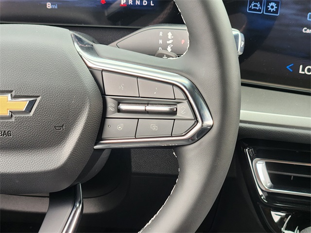 2025 Lakeshore Blue Metallic Chevrolet Traverse LT FWD SUV