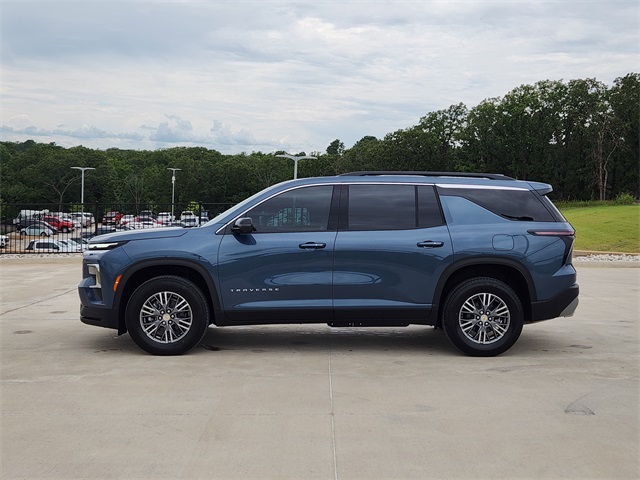 2025 Lakeshore Blue Metallic Chevrolet Traverse LT FWD SUV