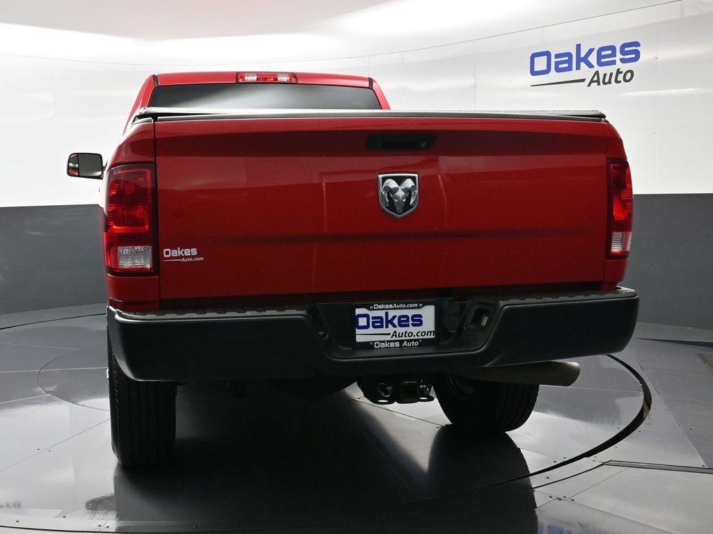 2016 Ram 3500 Tradesman photo 2