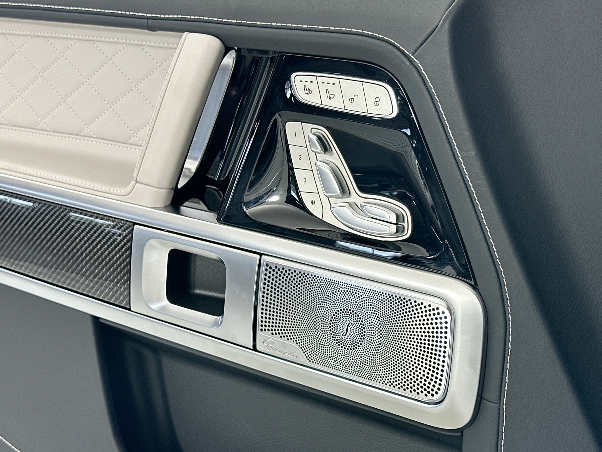 used 2025 Mercedes-Benz G-Class car, priced at $259,998