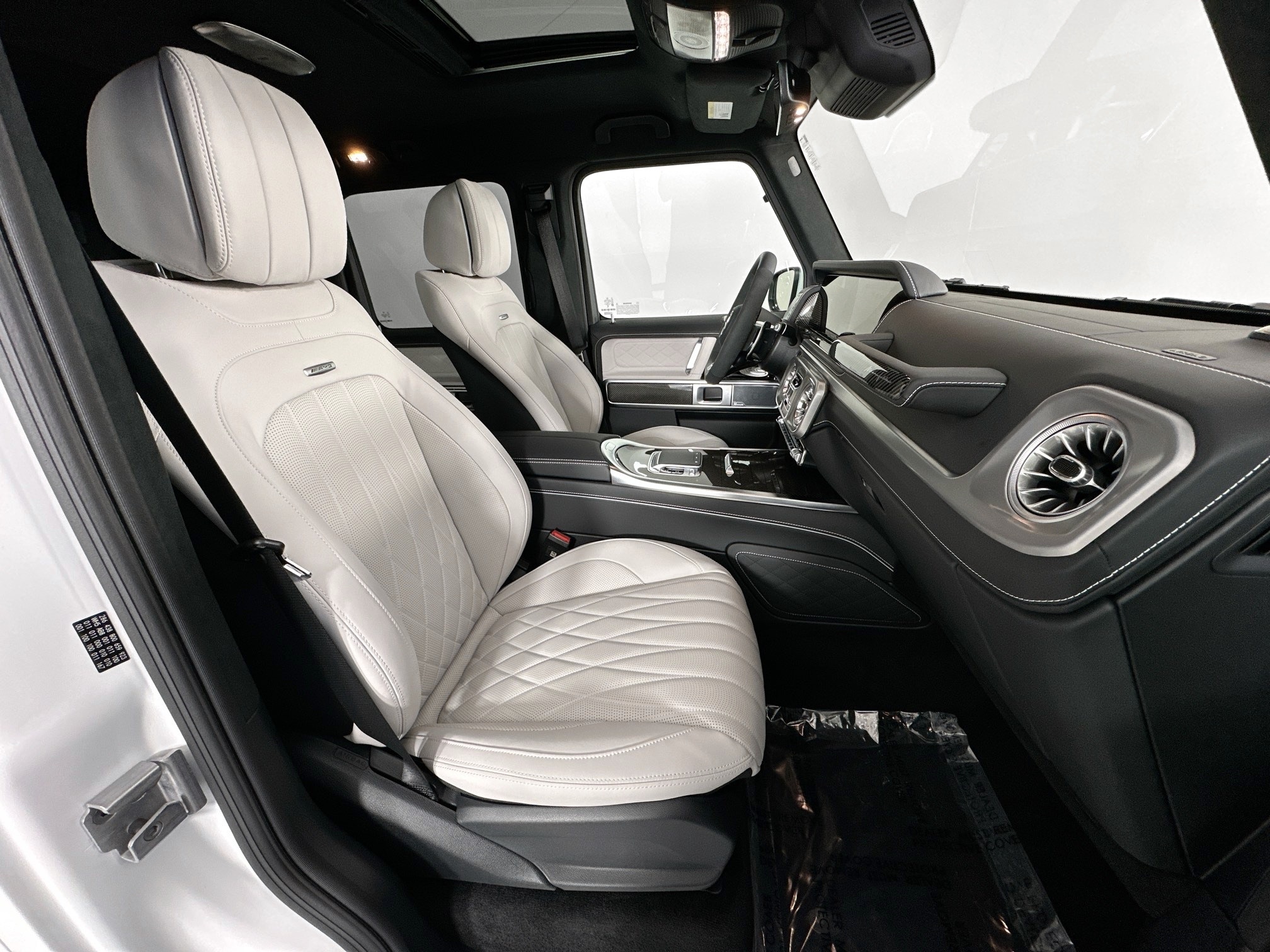 used 2025 Mercedes-Benz G-Class car, priced at $259,998