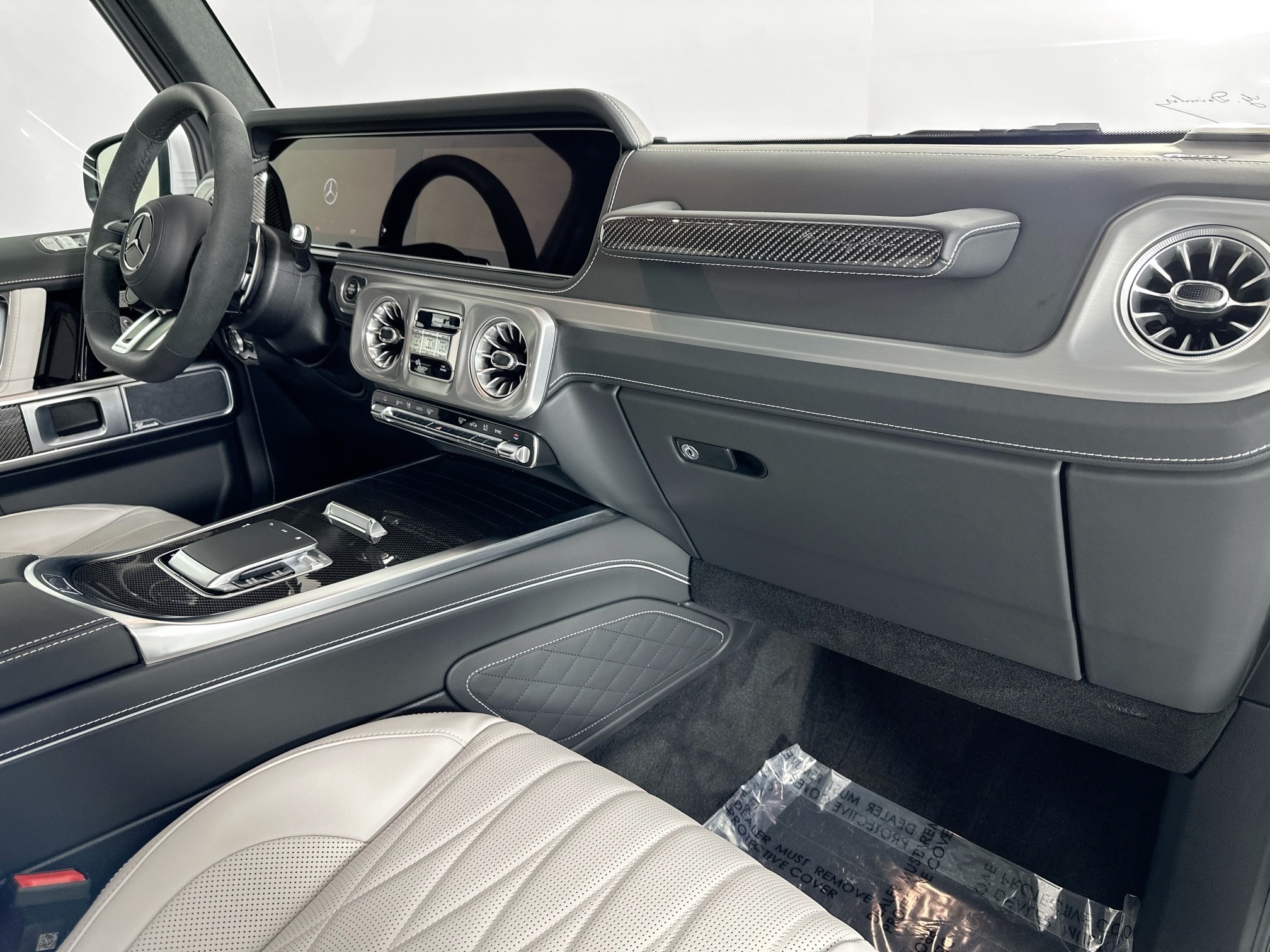 used 2025 Mercedes-Benz G-Class car, priced at $259,998