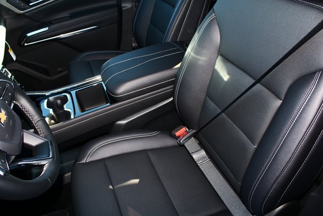 new 2026 Chevrolet Traverse car, priced at $43,795