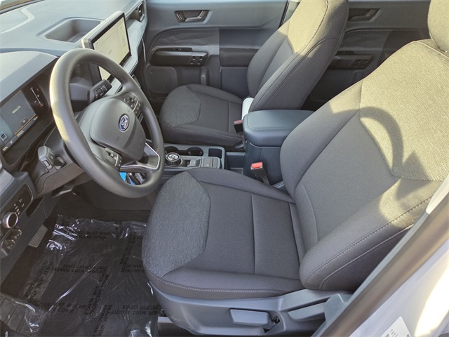 New 2026 Ford Maverick XL 4D Crew Cab