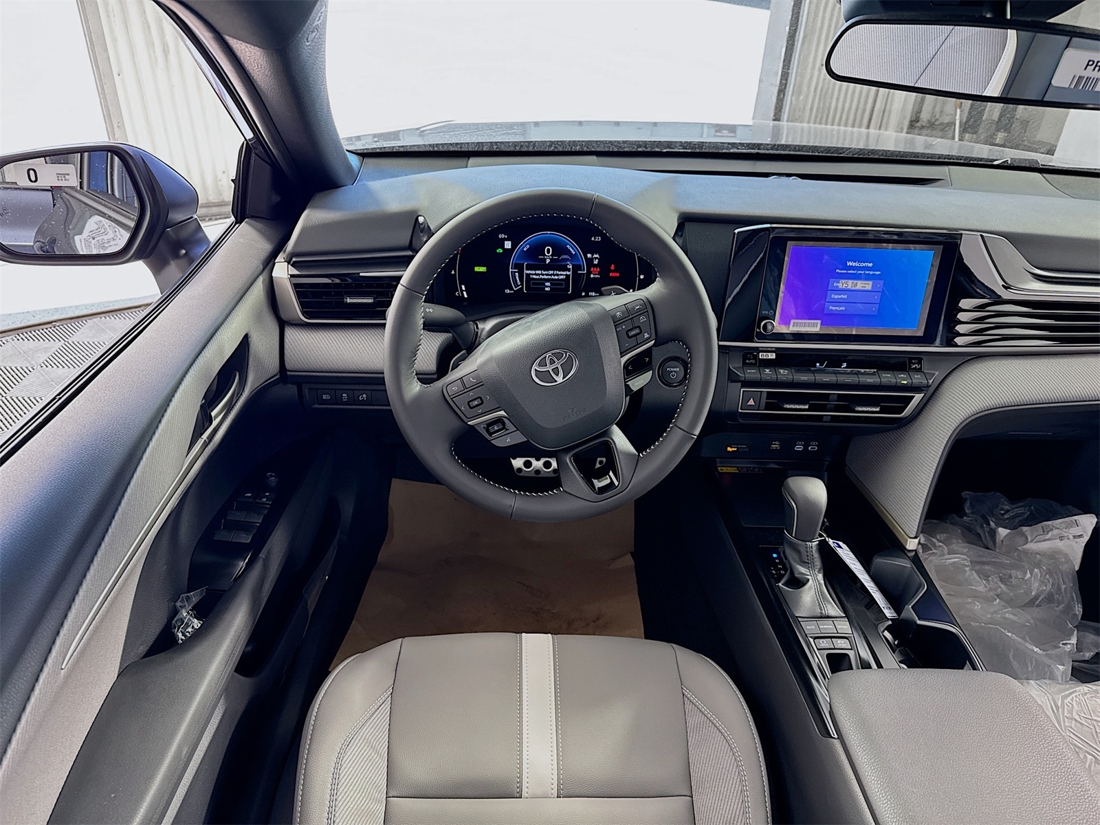 2026 Toyota Camry SE photo 13