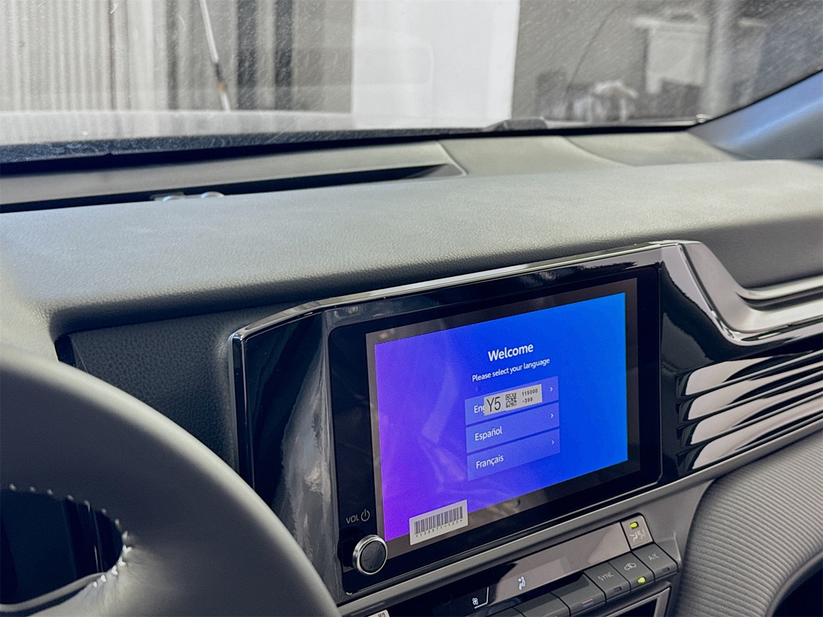 2026 Toyota Camry SE photo 8
