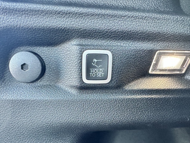 2025 Jeep Grand Cherokee Altitude X photo 33