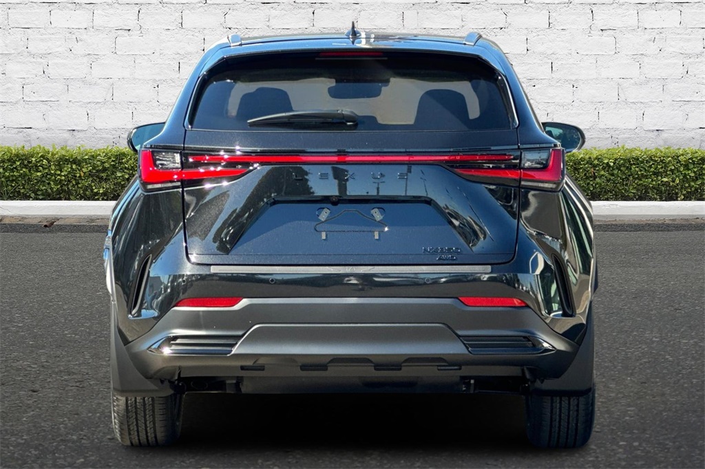 2026 Lexus NX 350 photo 4