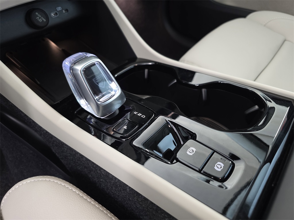 new 2026 Volvo XC40 car, priced at $47,435