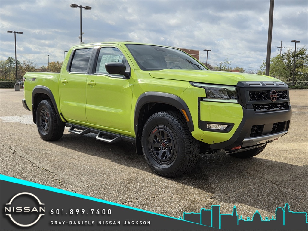 2026 Nissan Frontier PRO-4X's photo