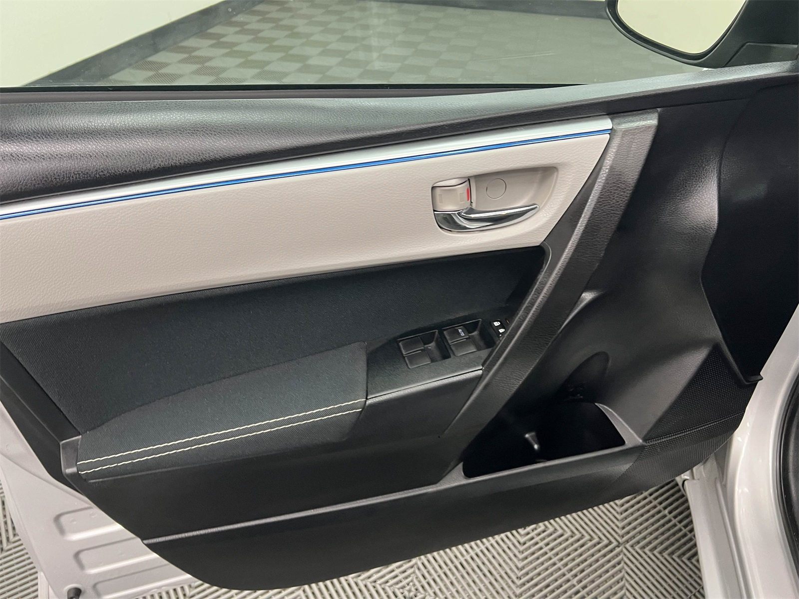 used 2015 Toyota Corolla car, priced at $16,996