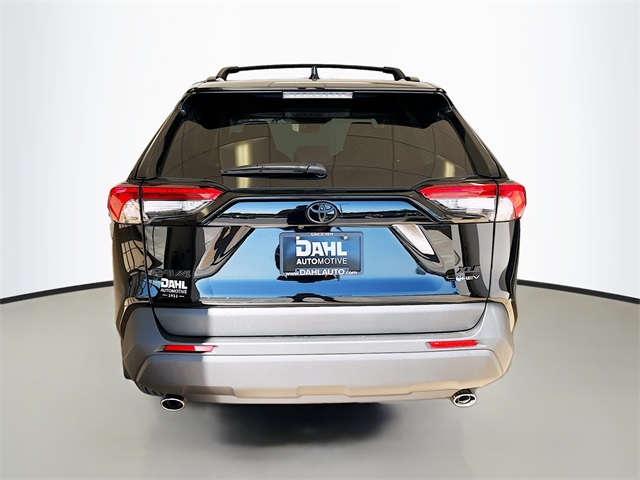 2025 Toyota RAV4 Hybrid XLE photo 4