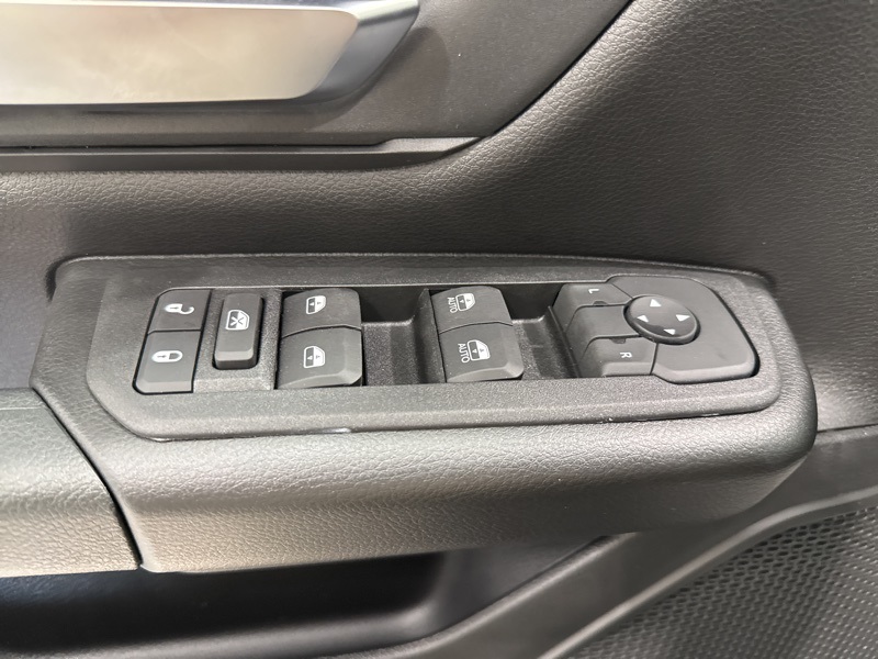 2025 Ram 1500 Tradesman photo 20
