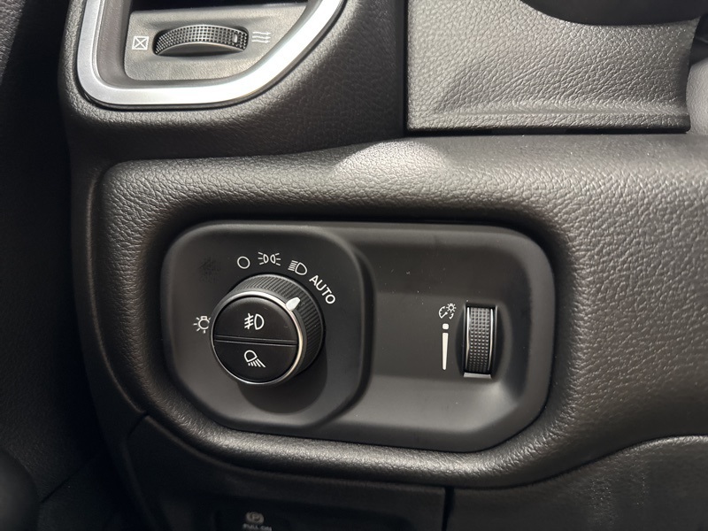 2025 Ram 1500 Tradesman photo 21
