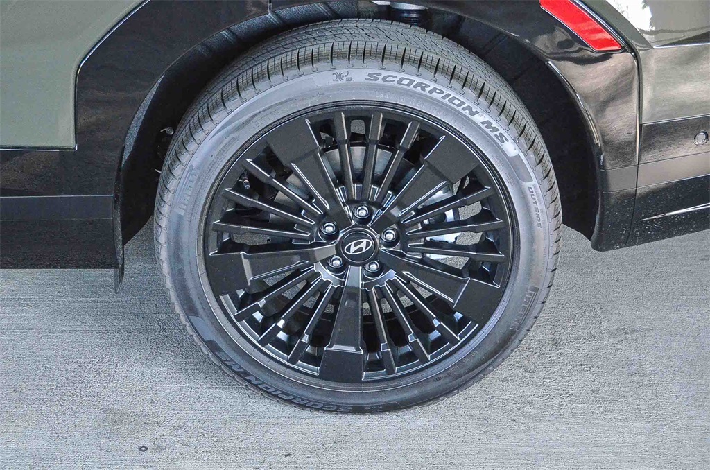 2026 Hyundai Santa Fe Calligraphy photo 4