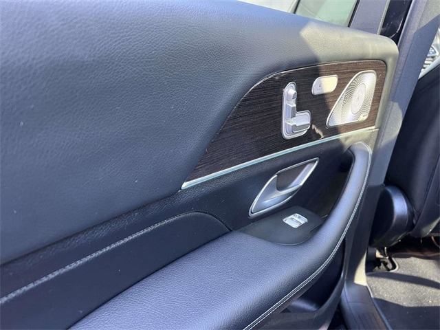 used 2022 Mercedes-Benz GLE car, priced at $46,991