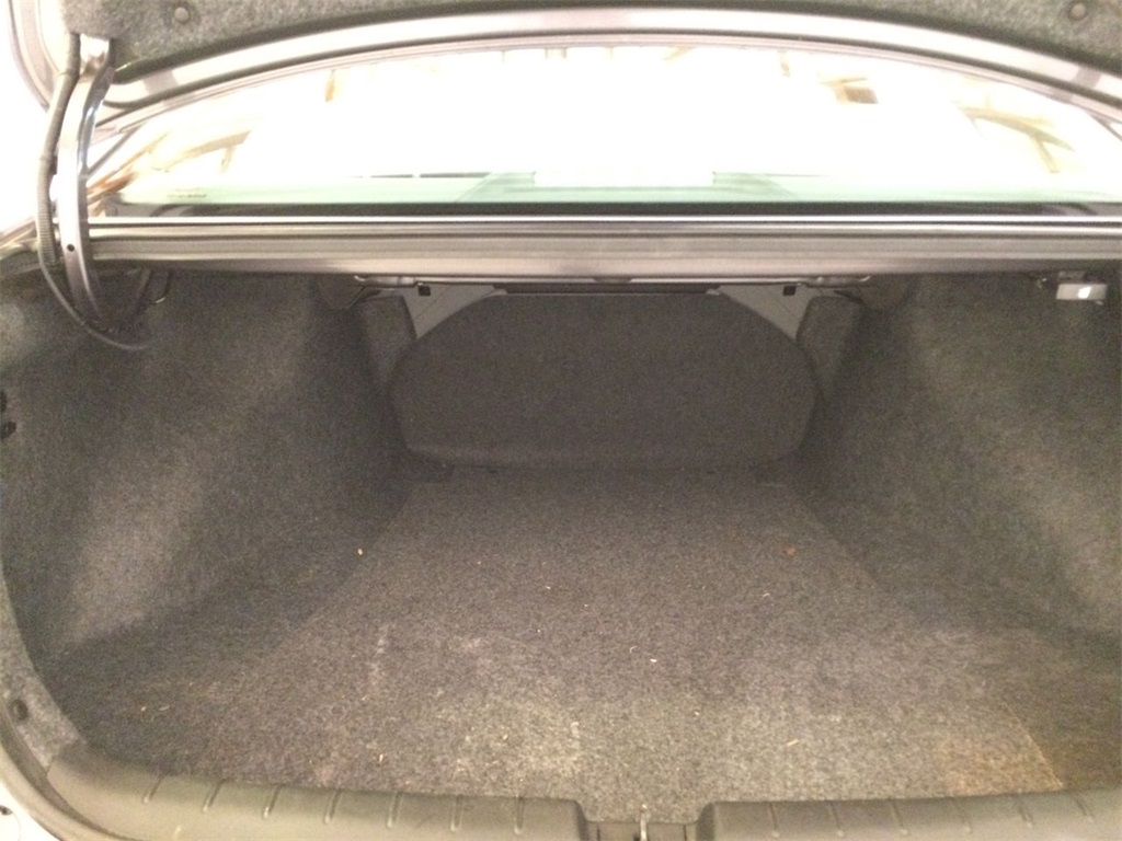 2014 Honda Accord Touring - M1075A