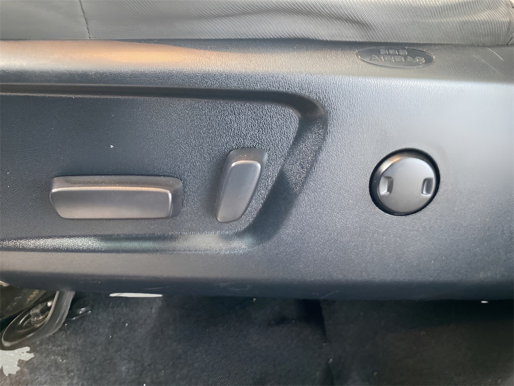 2020 Toyota Tundra SR5 Grade photo 3