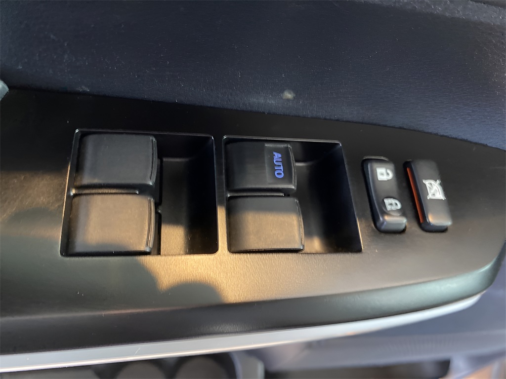 2020 Toyota Tundra SR5 Grade photo 4