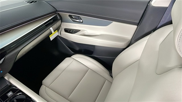 2025 Super Black Nissan Murano SL AWD SUV