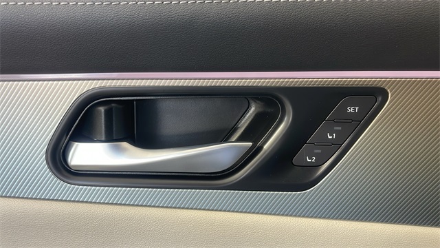 2025 Super Black Nissan Murano SL AWD SUV