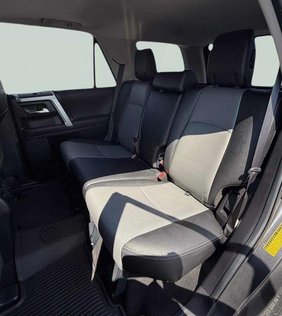 2020 Toyota 4Runner SR5 Premium 4WD photo 3