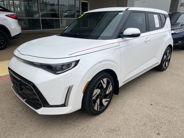 2025 Kia Soul GT-Line's photo