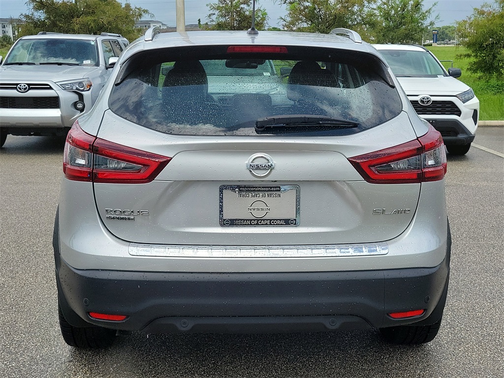 2022 Brilliant Silver Metallic Nissan Rogue Sport SL AWD SUV