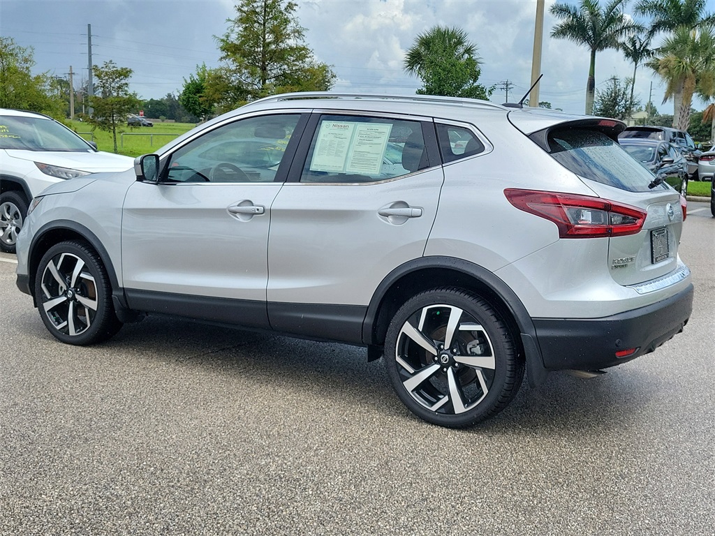 2022 Brilliant Silver Metallic Nissan Rogue Sport SL AWD SUV