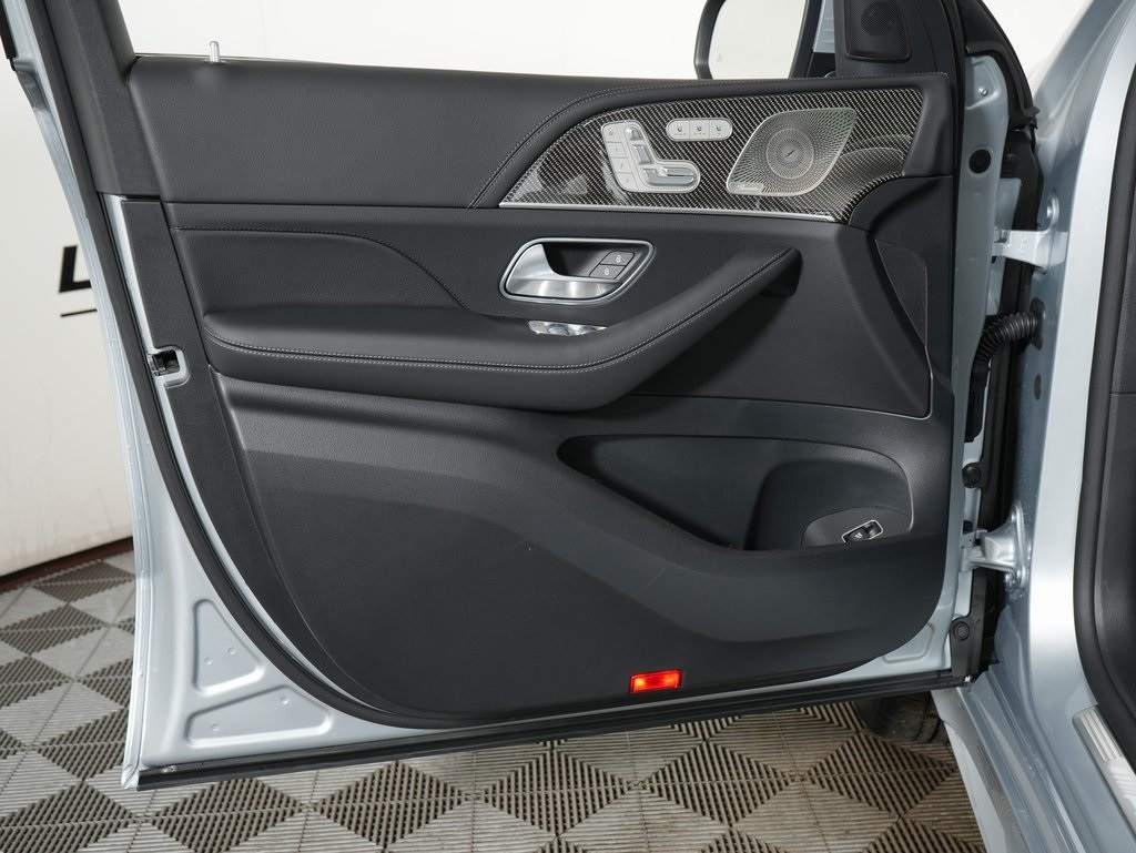 new 2026 Mercedes-Benz GLE car, priced at $101,755