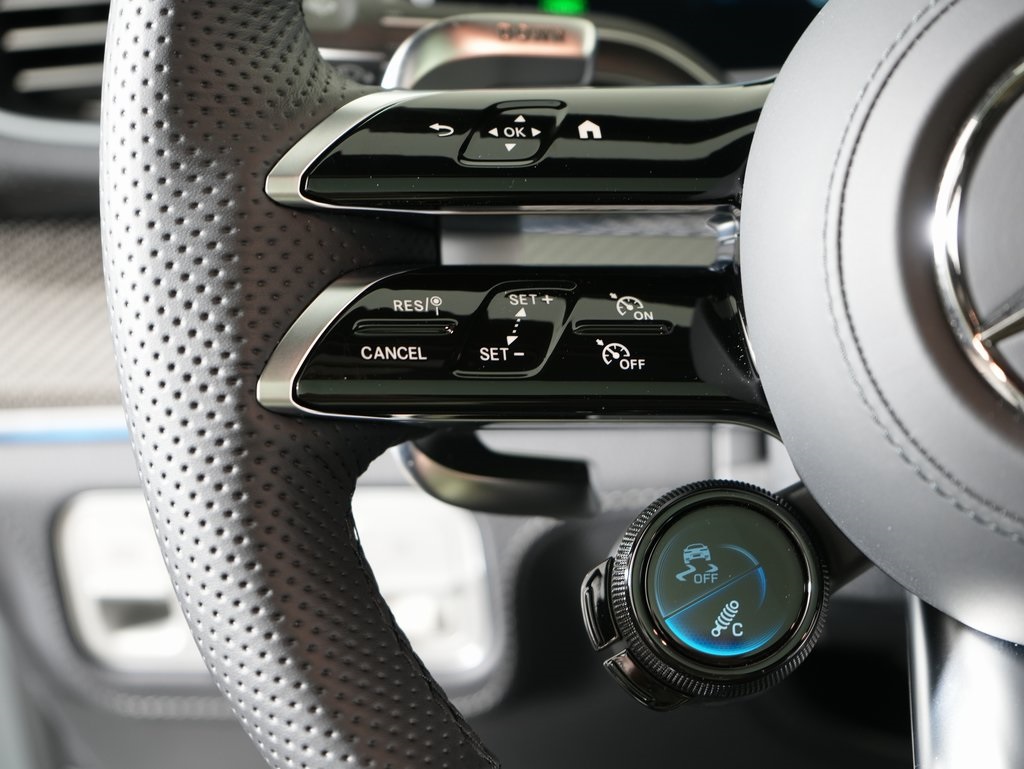 new 2026 Mercedes-Benz GLE car, priced at $101,755