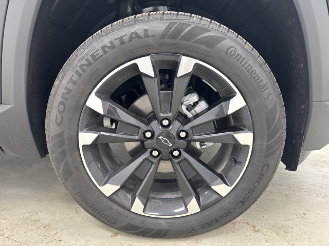 new 2026 Chevrolet Equinox car, priced at $36,380