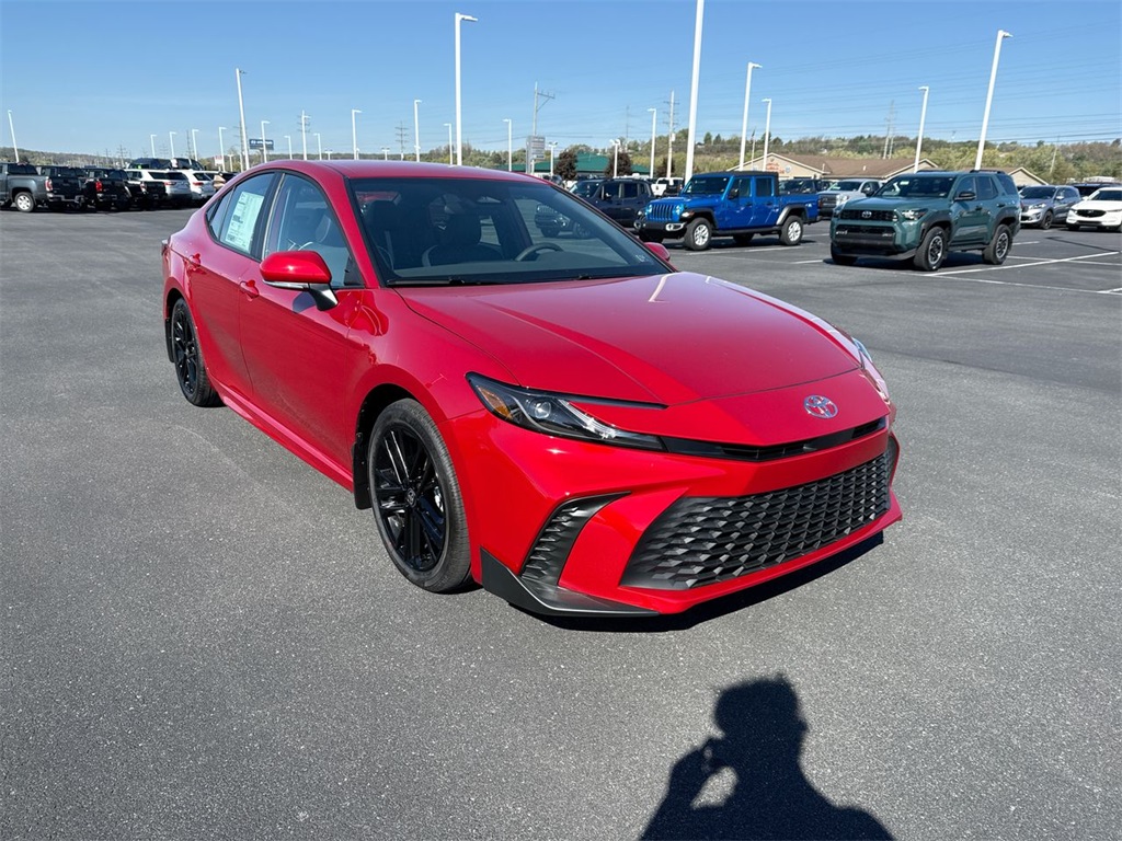 2026 Toyota Camry SE photo 2