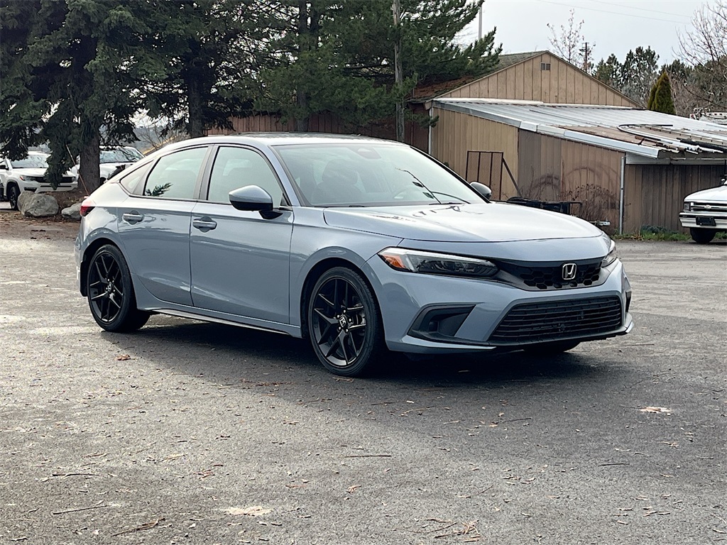 2022 Honda Civic Hatchback Sport's photo