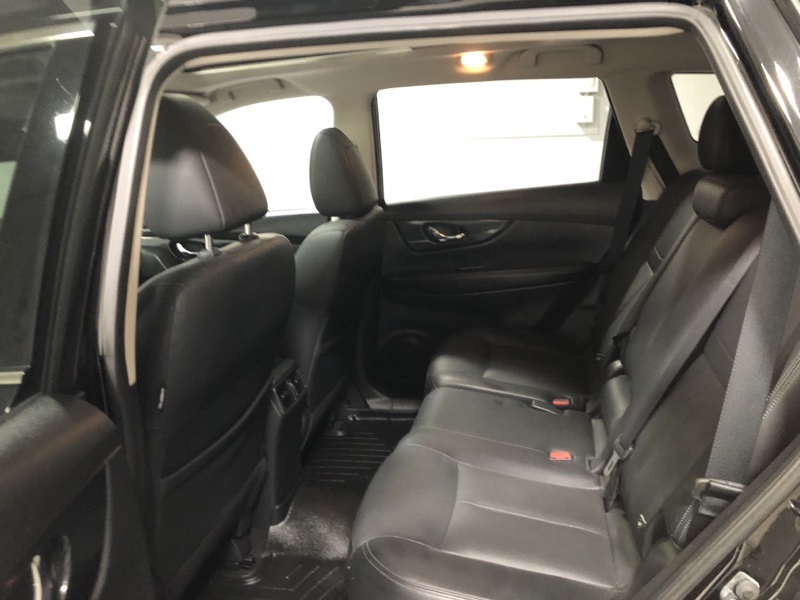 2017 Nissan Rogue SL photo 15