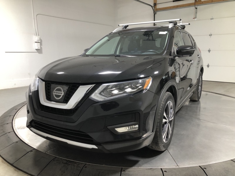 2017 Nissan Rogue SL photo 3
