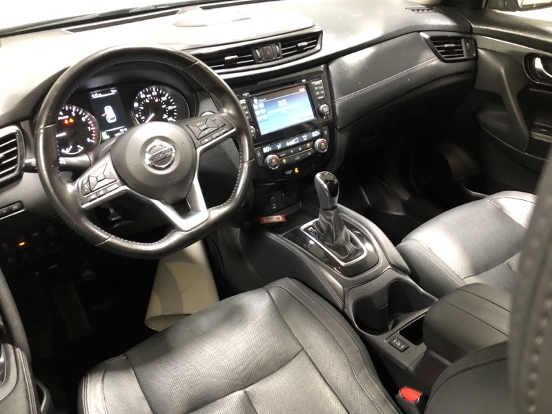 2017 Nissan Rogue SL photo 29