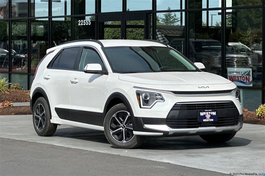 new 2025 Kia Niro car, priced at $28,330