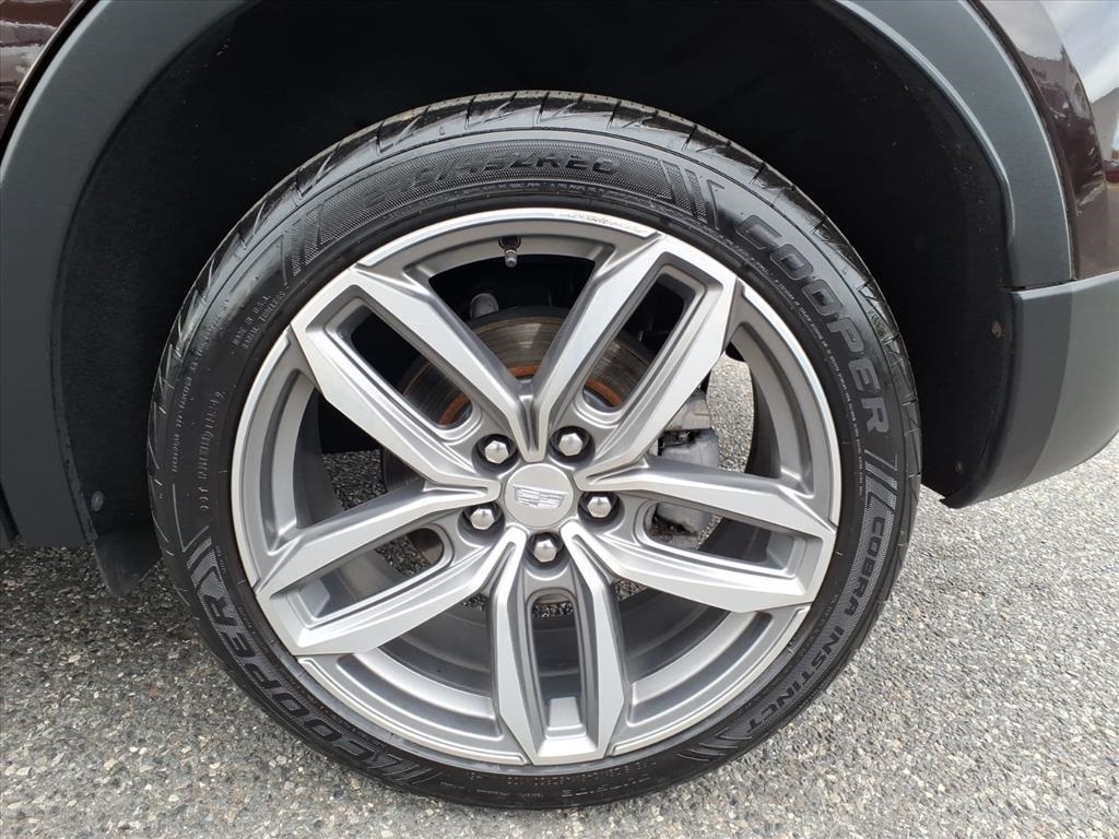 used 2020 Cadillac XT4 car, priced at $16,900