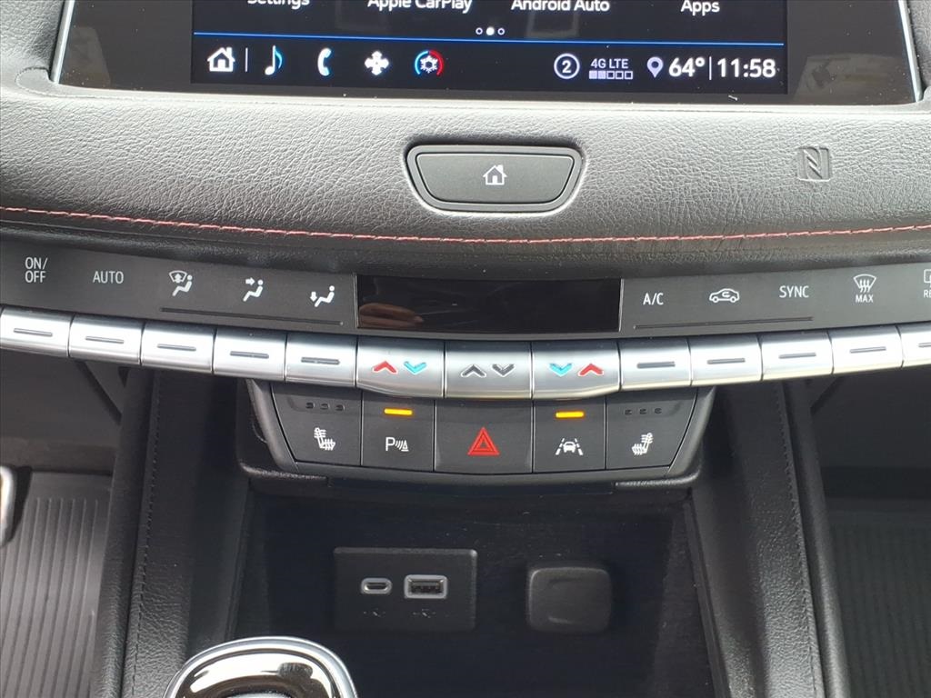 used 2020 Cadillac XT4 car, priced at $16,900