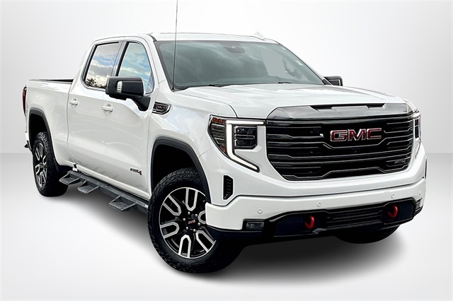 2023 GMC Sierra 1500 AT4's photo