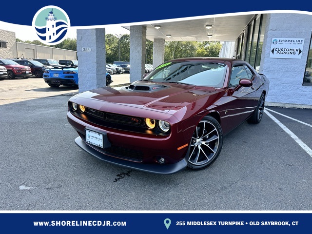 2017 Octane Red Pearlcoat Dodge Challenger R/T Coupe