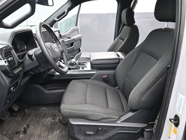 2023 Ford F-150 XLT photo 11