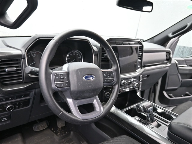 2023 Ford F-150 XLT photo 12