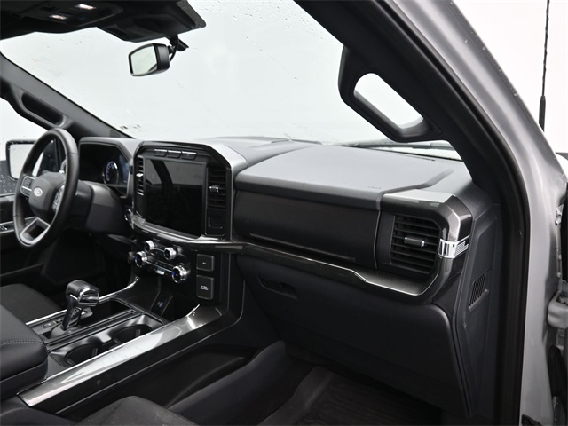 2023 Ford F-150 XLT photo 8
